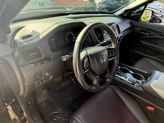 Used 2024 Honda Ridgeline Black Edition image 10