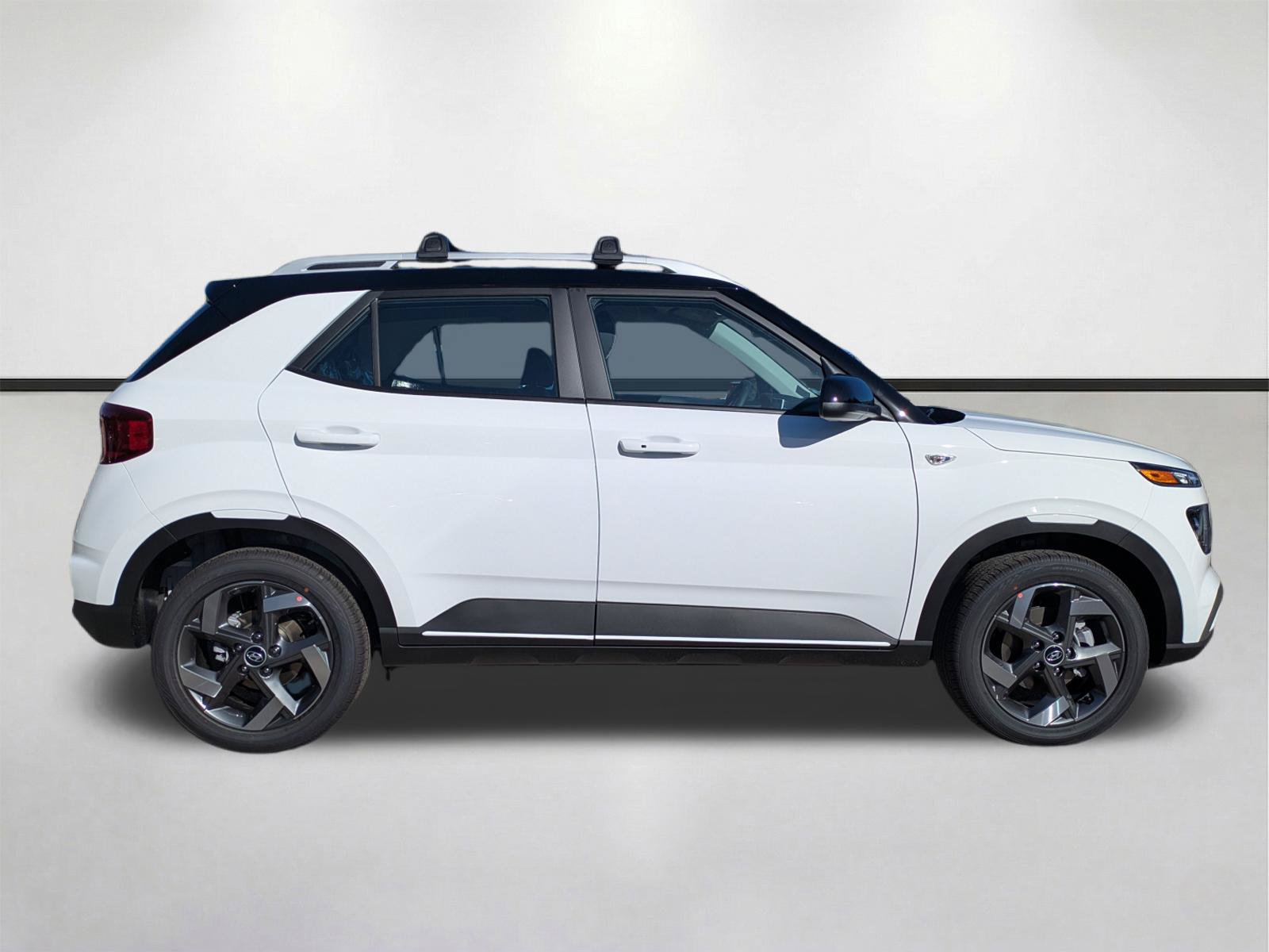New 2026 Hyundai Venue SEL FWD image 4
