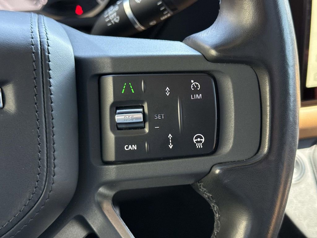 Used 2023 Land Rover Defender 130 X image 36