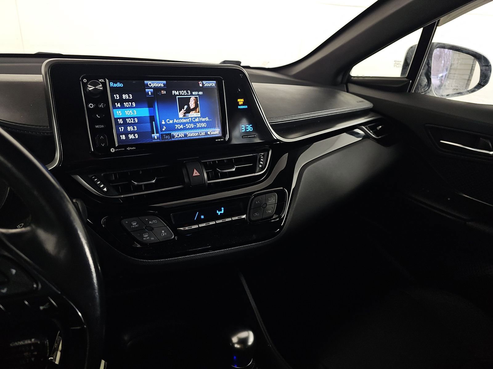 Used 2018 Toyota C-HR XLE image 6