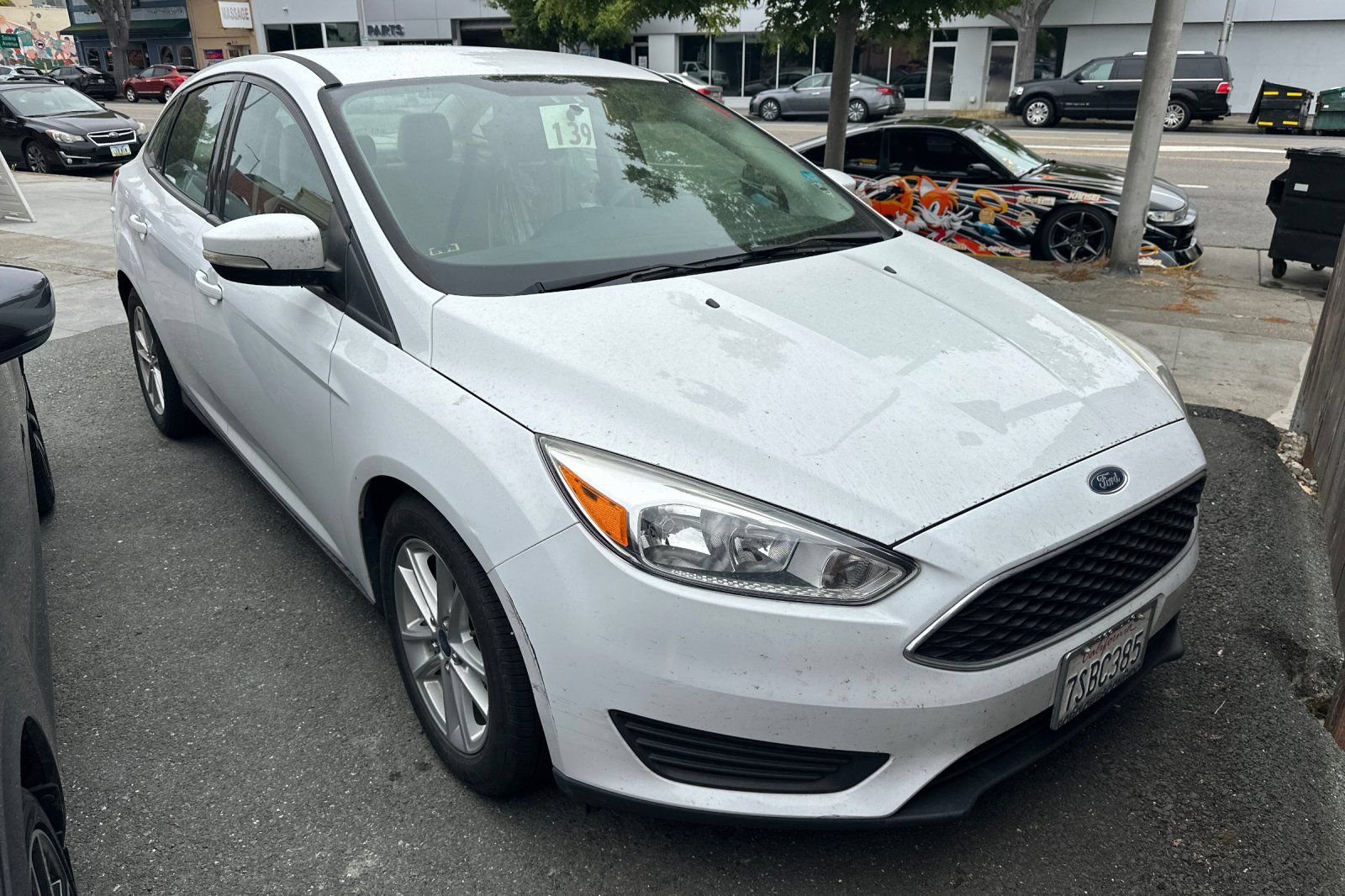 Used 2016 Ford Focus SE FWD image 2