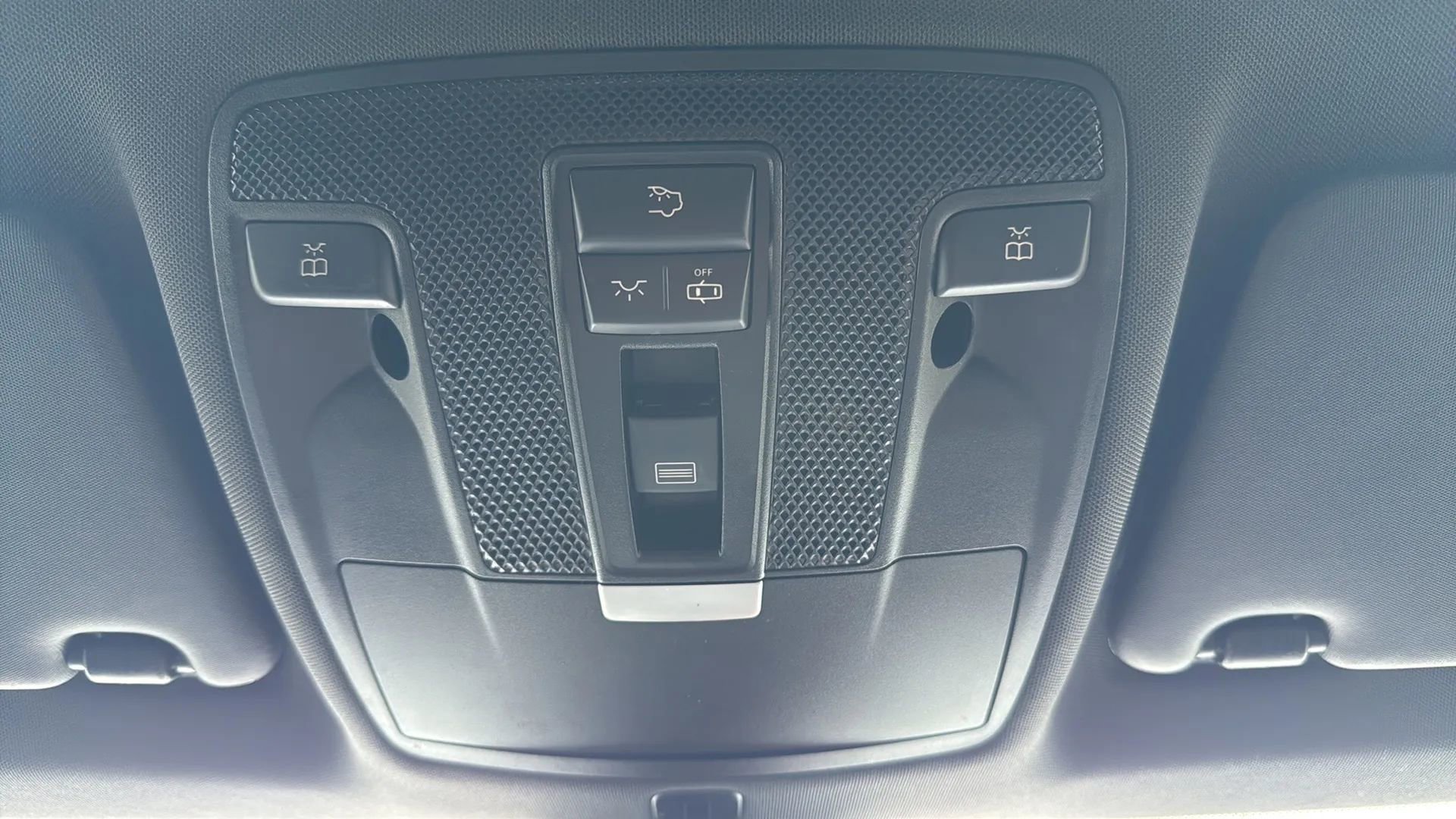 Used 2018 Mercedes-Benz GLA 250 4MATIC image 22