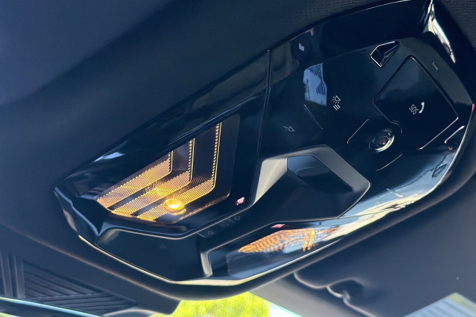 Used 2025 BMW i5 xDrive40 w/ Executive Package image 23