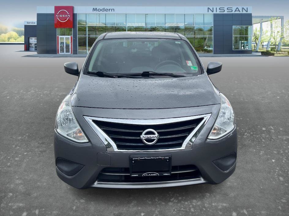 Used 2018 Nissan Versa S Plus FWD image 2