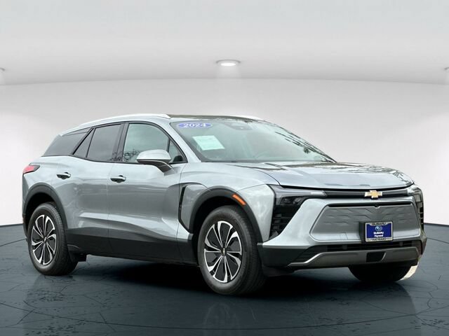 Used 2024 Chevrolet Blazer EV LT AWD/4WD image 8