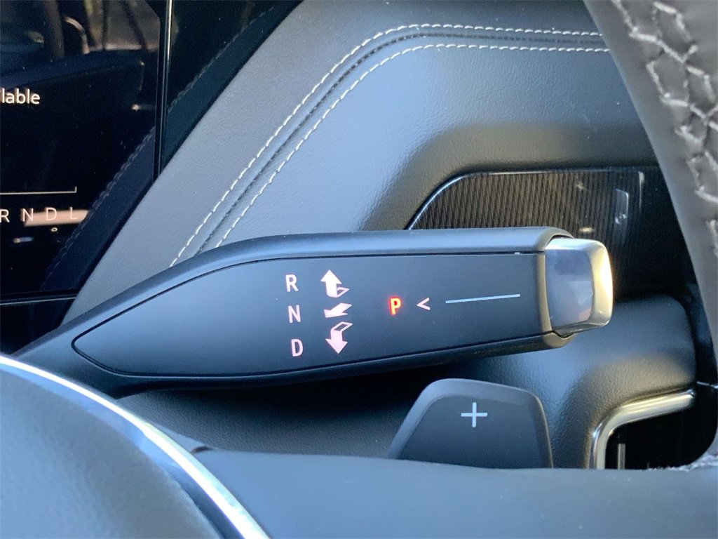 New 2026 GMC Yukon XL Elevation w/ LPO, Get Active Package image 17