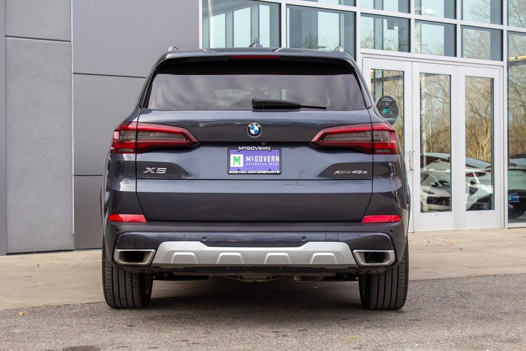 Used 2021 BMW X5 xDrive45e w/ Parking Assistance Package image 9