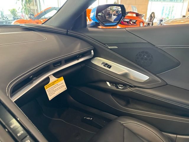 Used 2025 Chevrolet Corvette Stingray Coupe w/ 1LT RWD image 15