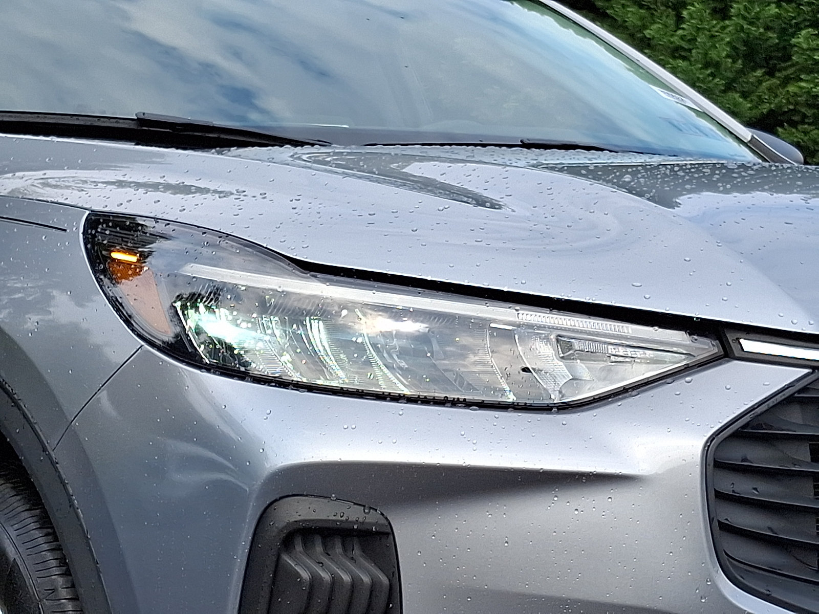 Certified 2023 Ford Escape Active AWD/4WD image 9