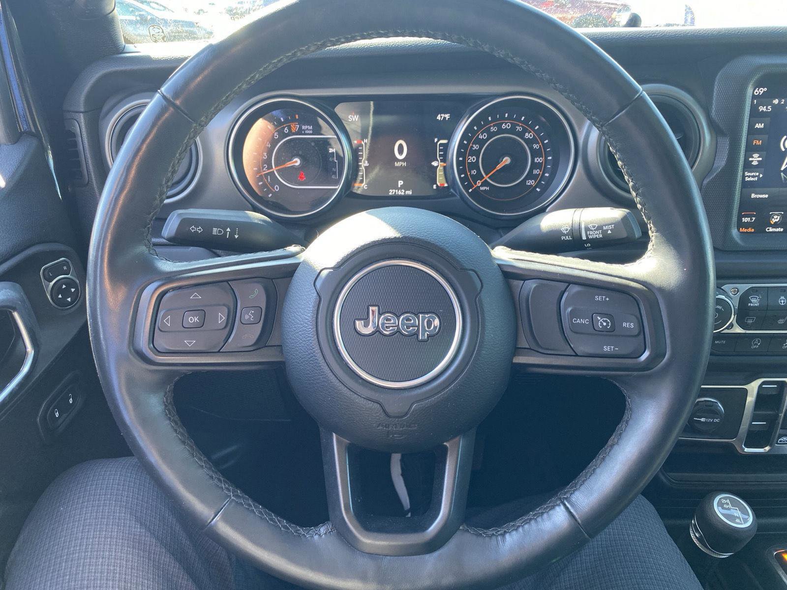 Used 2022 Jeep Gladiator Sport image 14