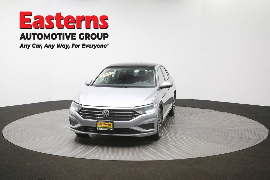 Used 2020 Volkswagen Jetta SE w/ SE Cold Weather Package FWD image 54