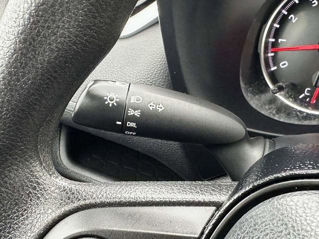 Used 2021 Toyota RAV4 LE image 12