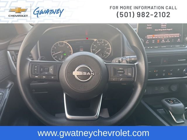 Used 2023 Nissan Rogue S image 16