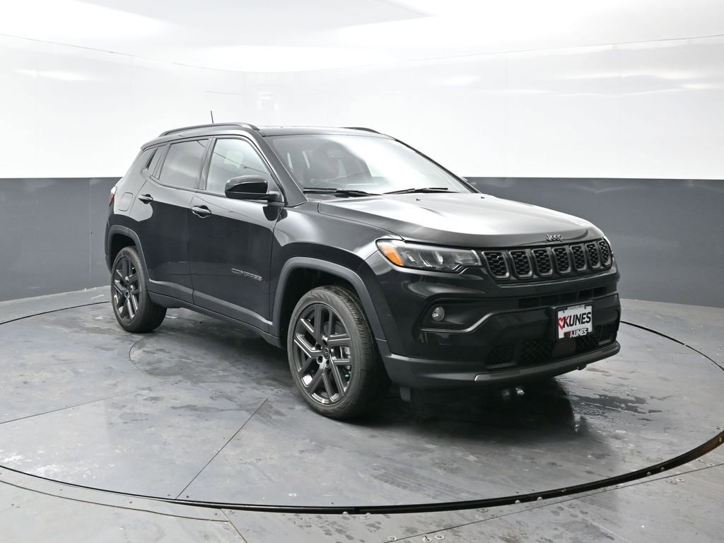 New 2026 Jeep Compass Latitude w/ Sun and Sound Group