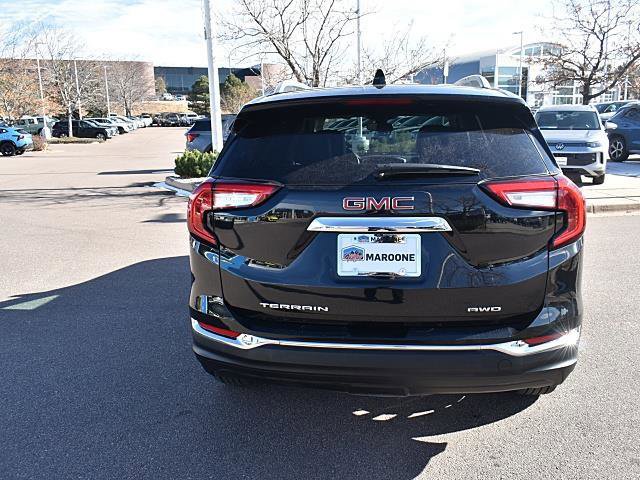 Used 2024 GMC Terrain SLT image 5