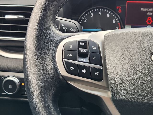 Used 2022 Ford Explorer XLT w/ Equipment Group 202A RWD image 28