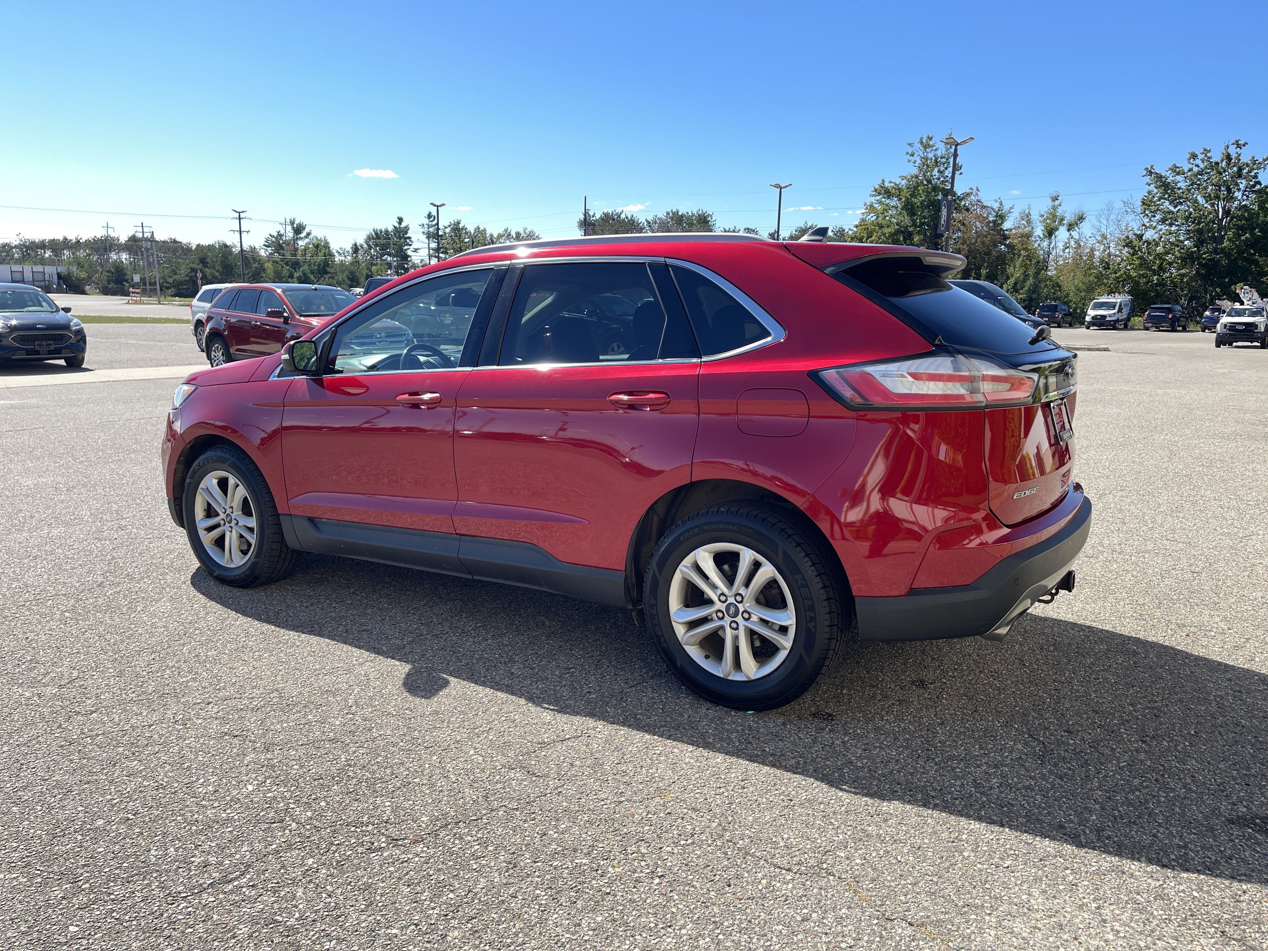 Used 2020 Ford Edge SEL w/ Convenience Package AWD/4WD image 5