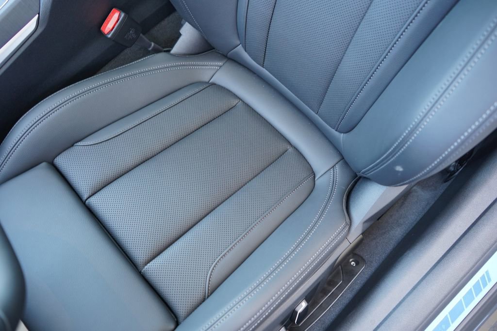 New 2026 BMW 430i Coupe w/ M Sport Package image 11