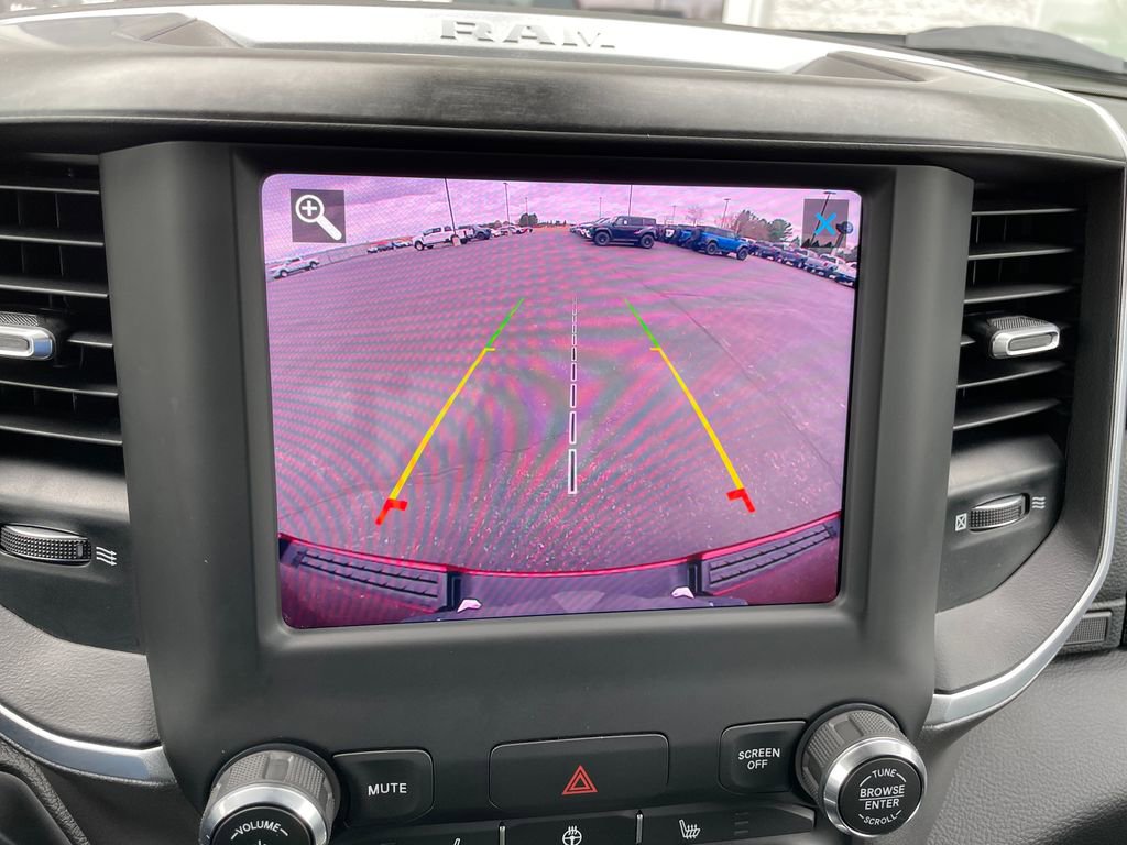 Used 2020 RAM 1500 Big Horn AWD/4WD image 7