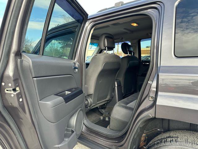 Used 2015 Jeep Patriot Latitude image 13