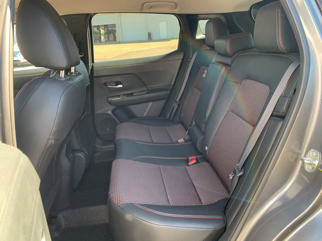 New 2026 Nissan Kicks SR image 17