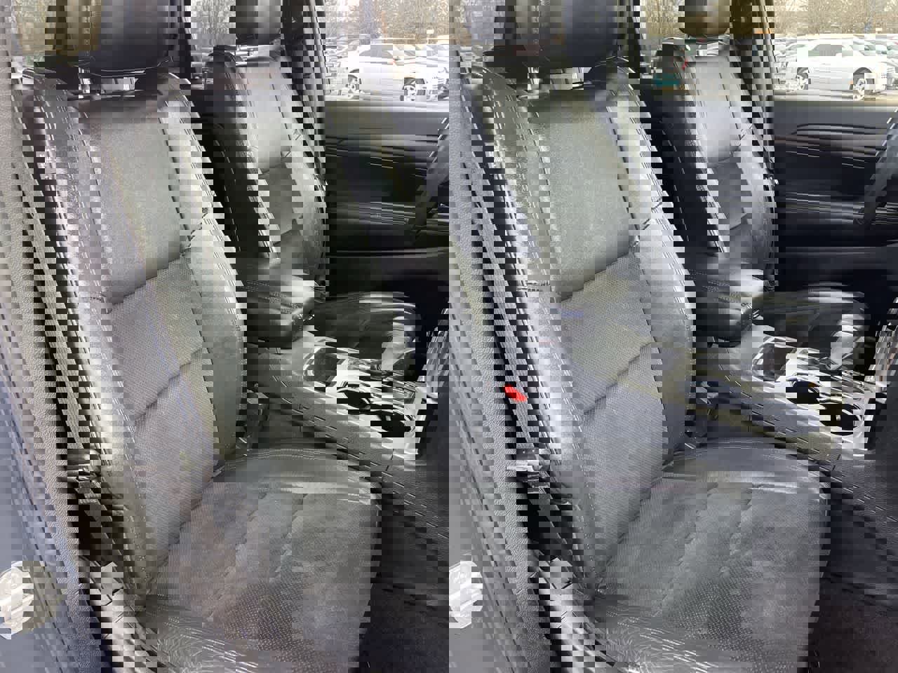 Used 2017 Jeep Grand Cherokee Altitude image 14