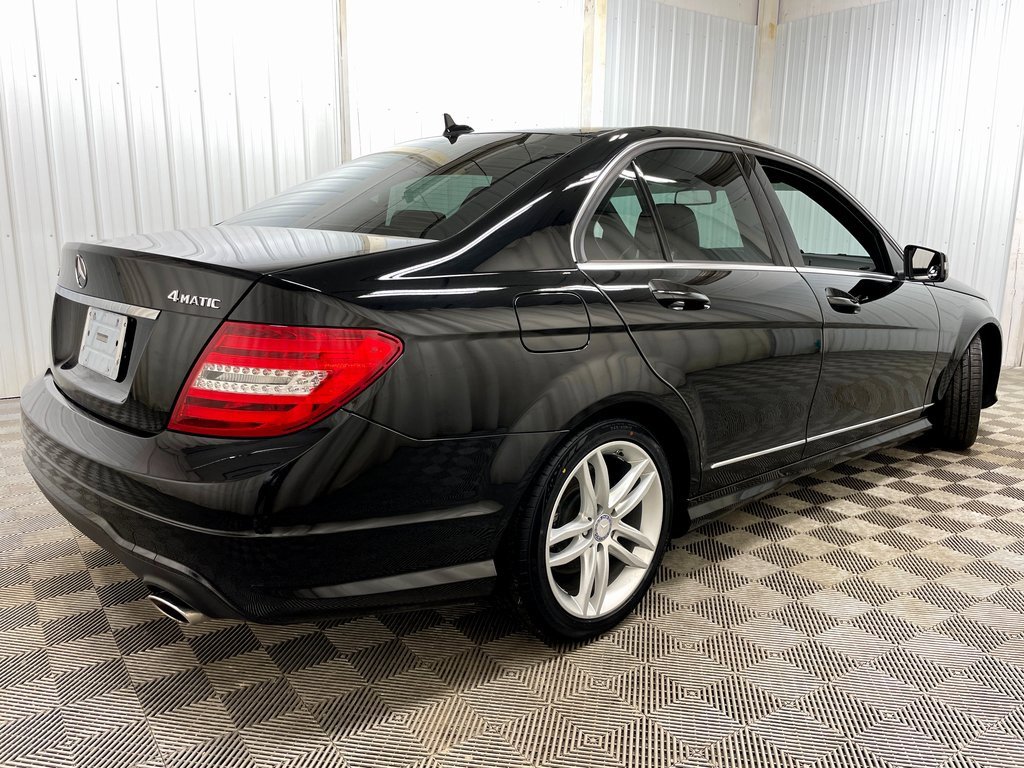 Used 2012 Mercedes-Benz C 300 4MATIC Sedan image 17