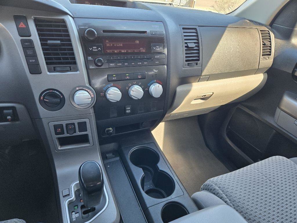 Used 2010 Toyota Tundra CREWMAX SR5 image 19