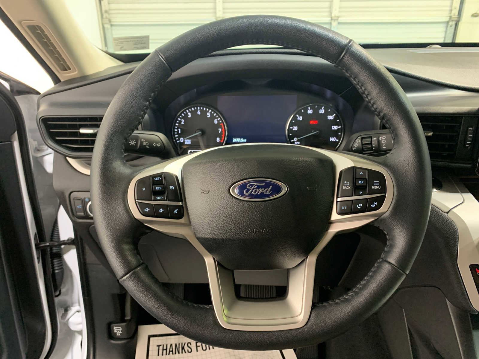 Used 2023 Ford Explorer XLT image 7