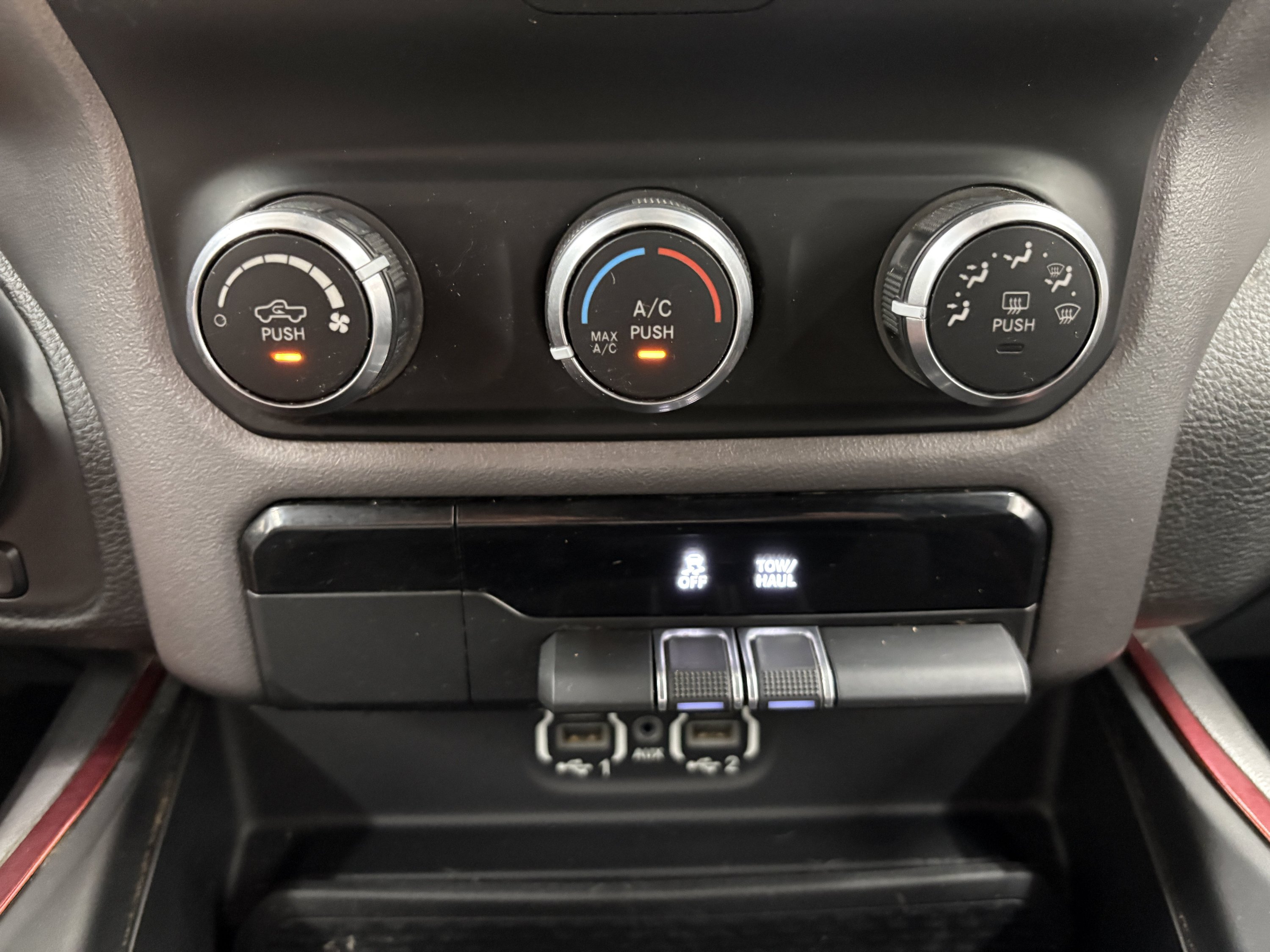 Used 2020 RAM 1500 Rebel AWD/4WD image 16