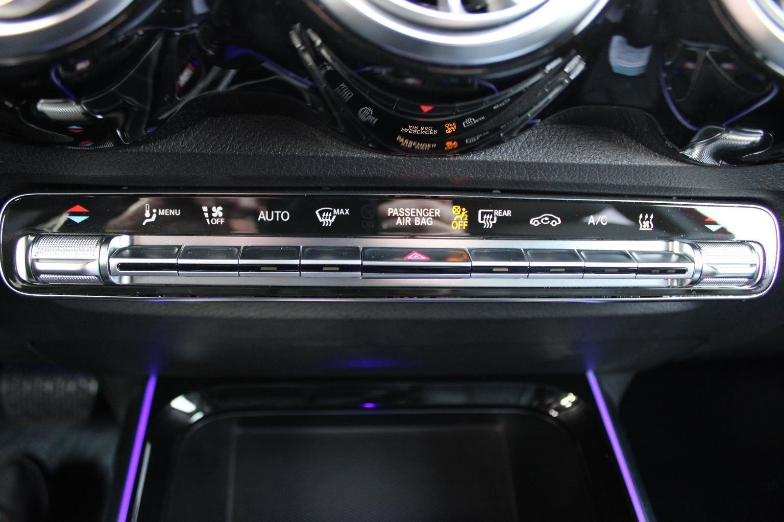 Used 2023 Mercedes-Benz EQB 300 4MATIC image 20