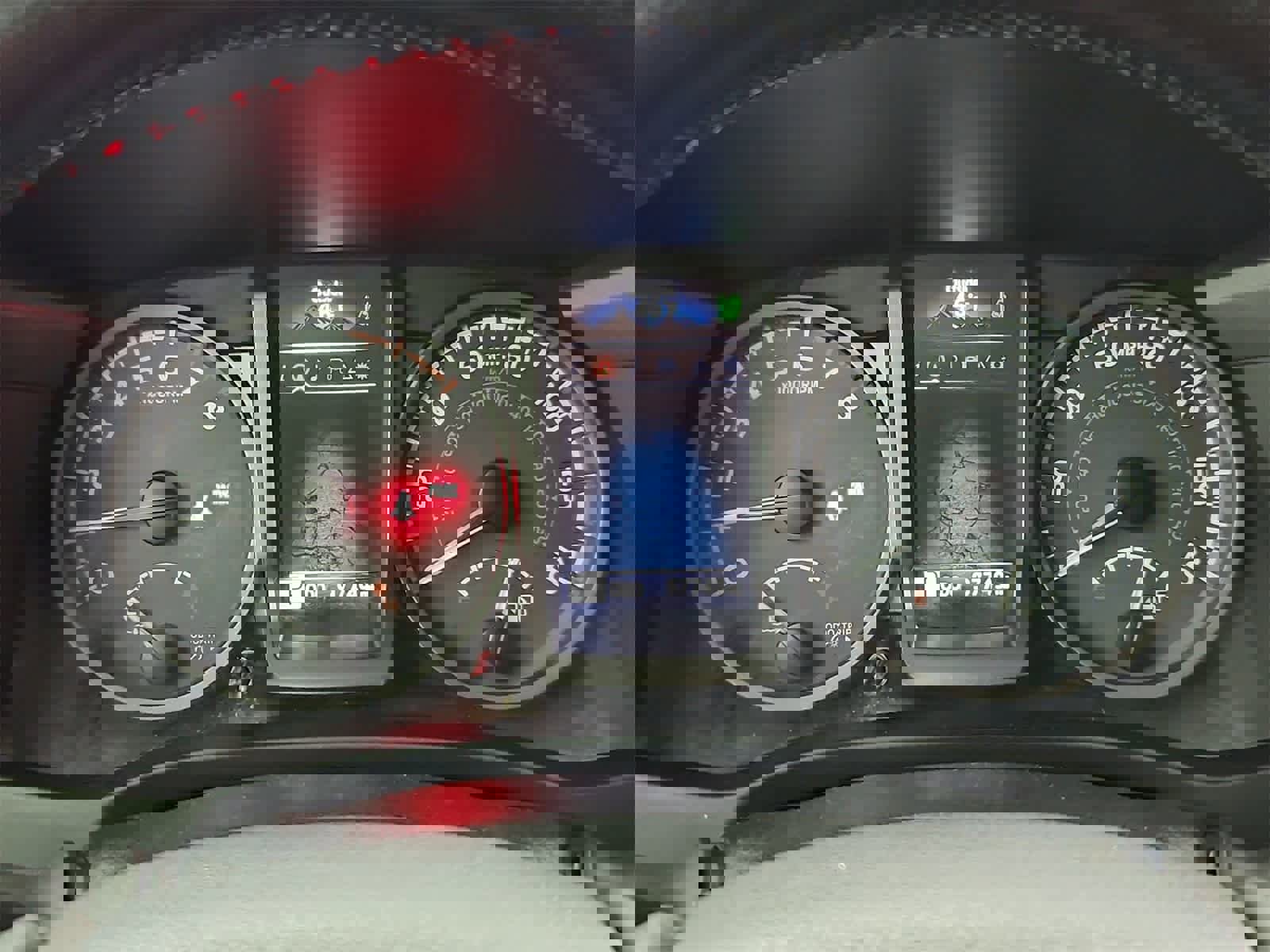 Used 2018 Toyota Tacoma TRD Off-Road image 32