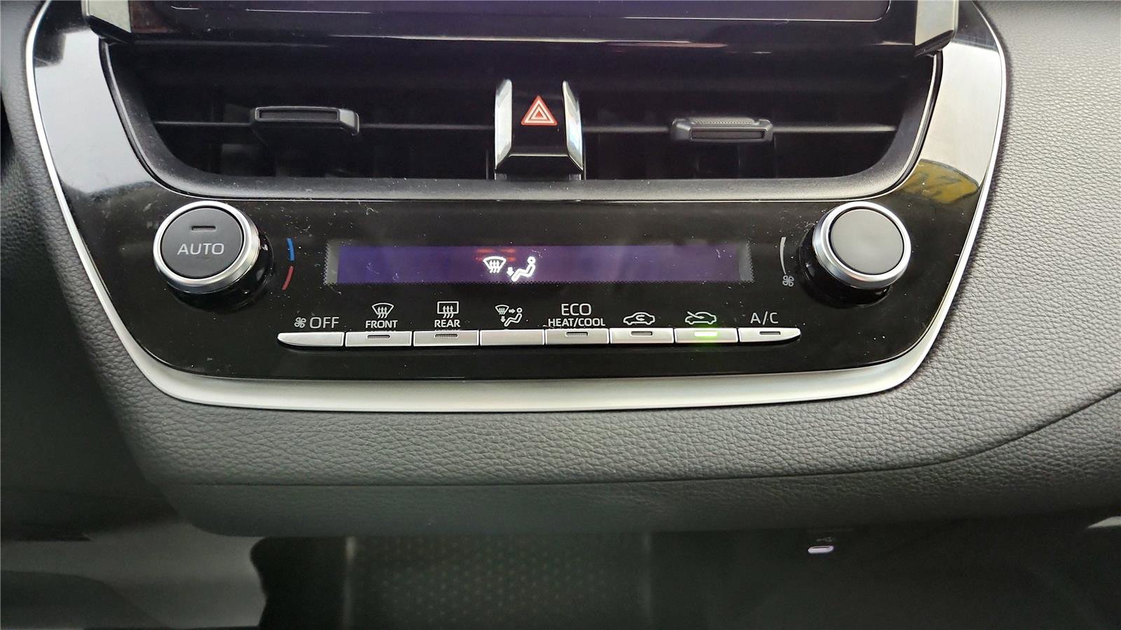 Certified 2023 Toyota Corolla LE image 30