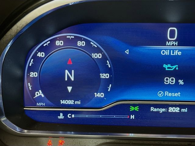 Used 2024 Chevrolet Suburban High Country image 9