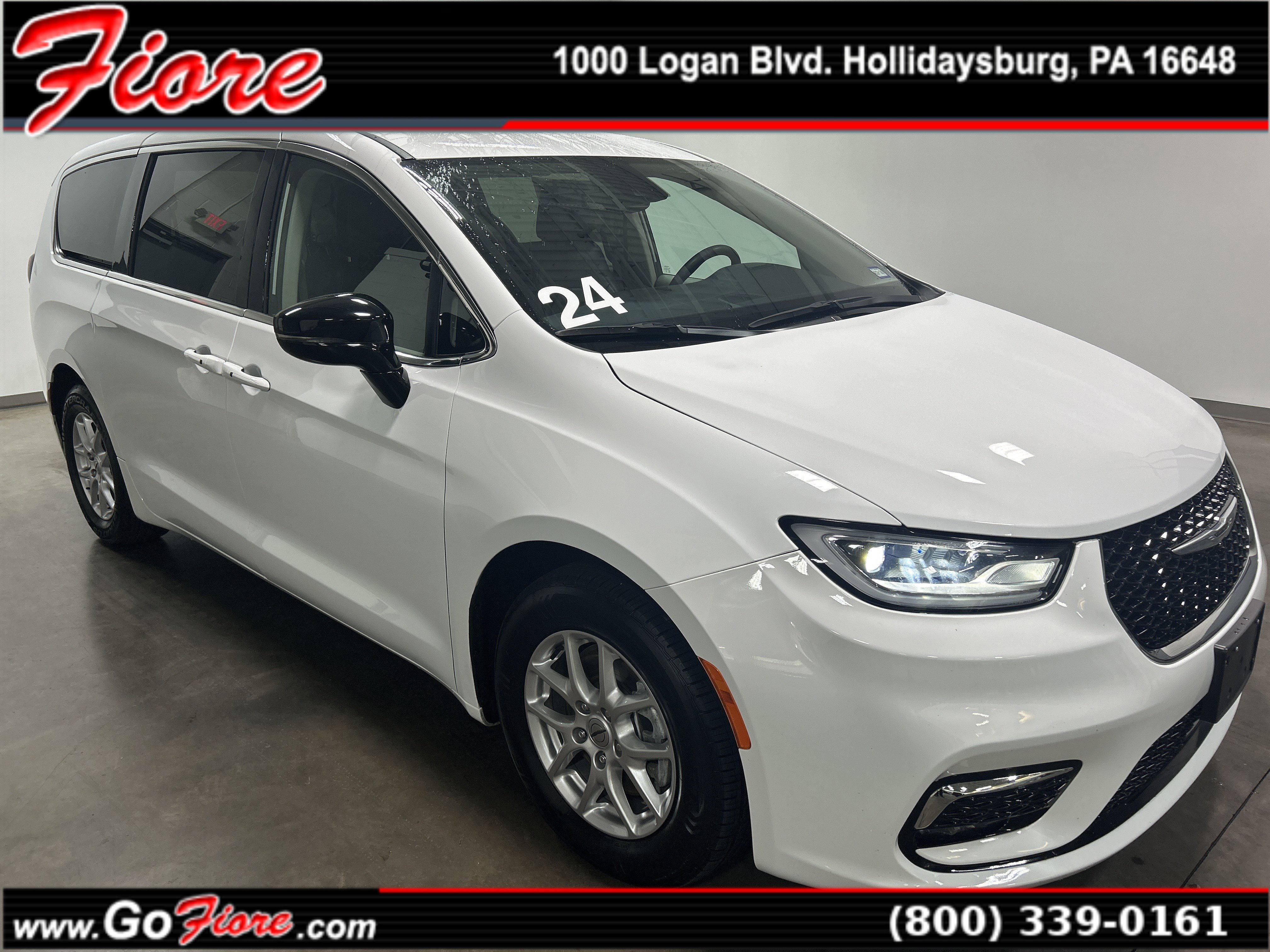 Used 2024 Chrysler Pacifica Touring-L