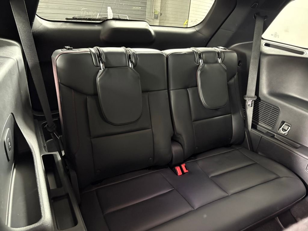 Certified 2025 Ford Explorer ST-Line w/ Premium Package image 36