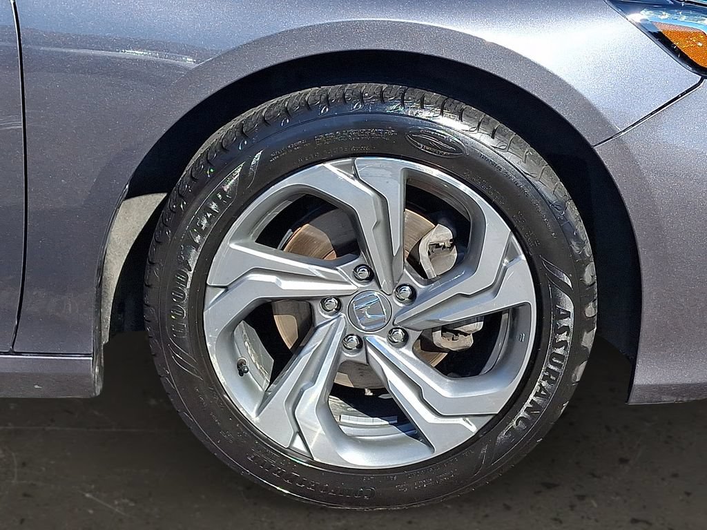 Used 2018 Honda Accord EX image 9
