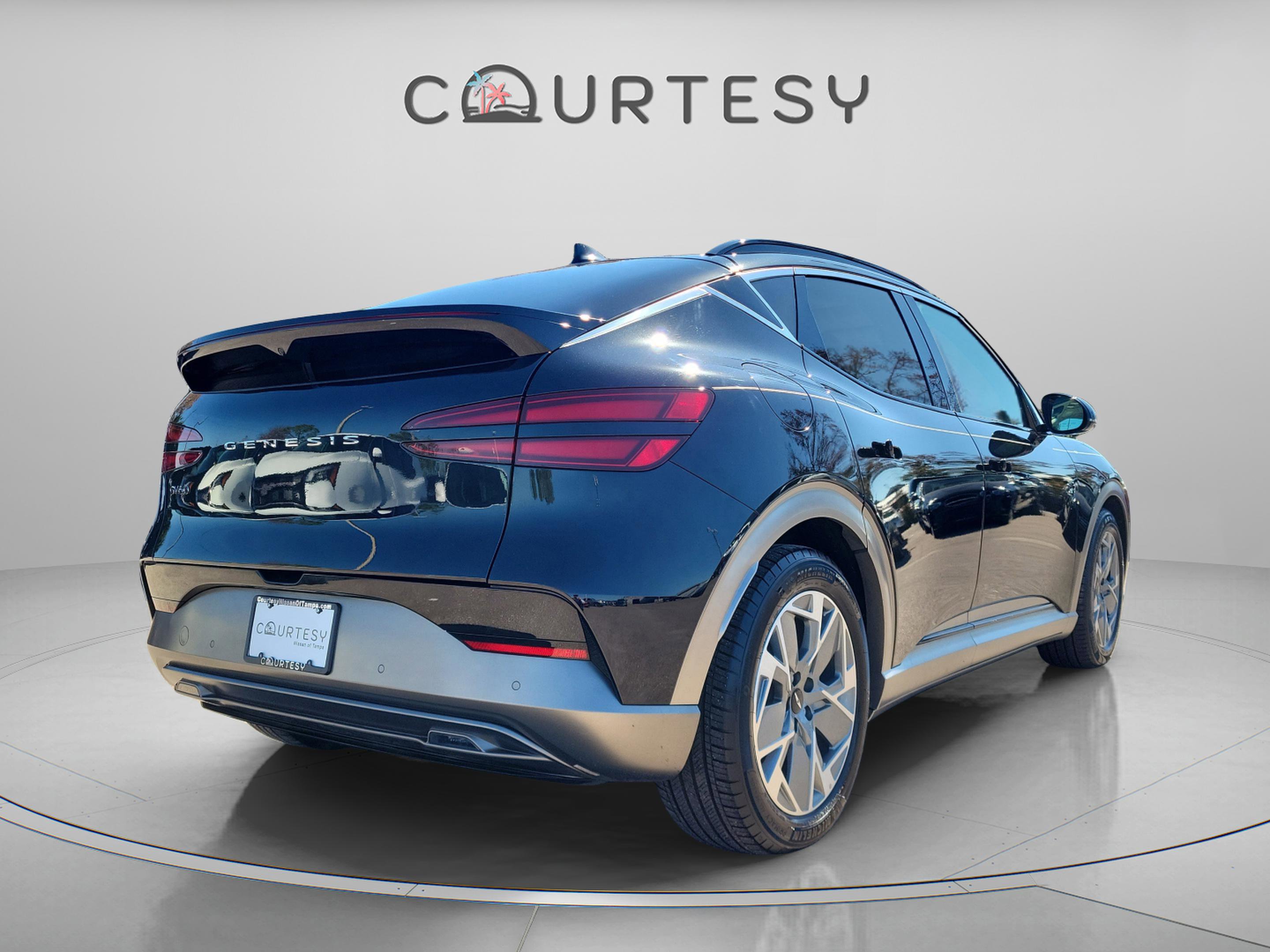 Used 2024 Genesis GV60 RWD image 6