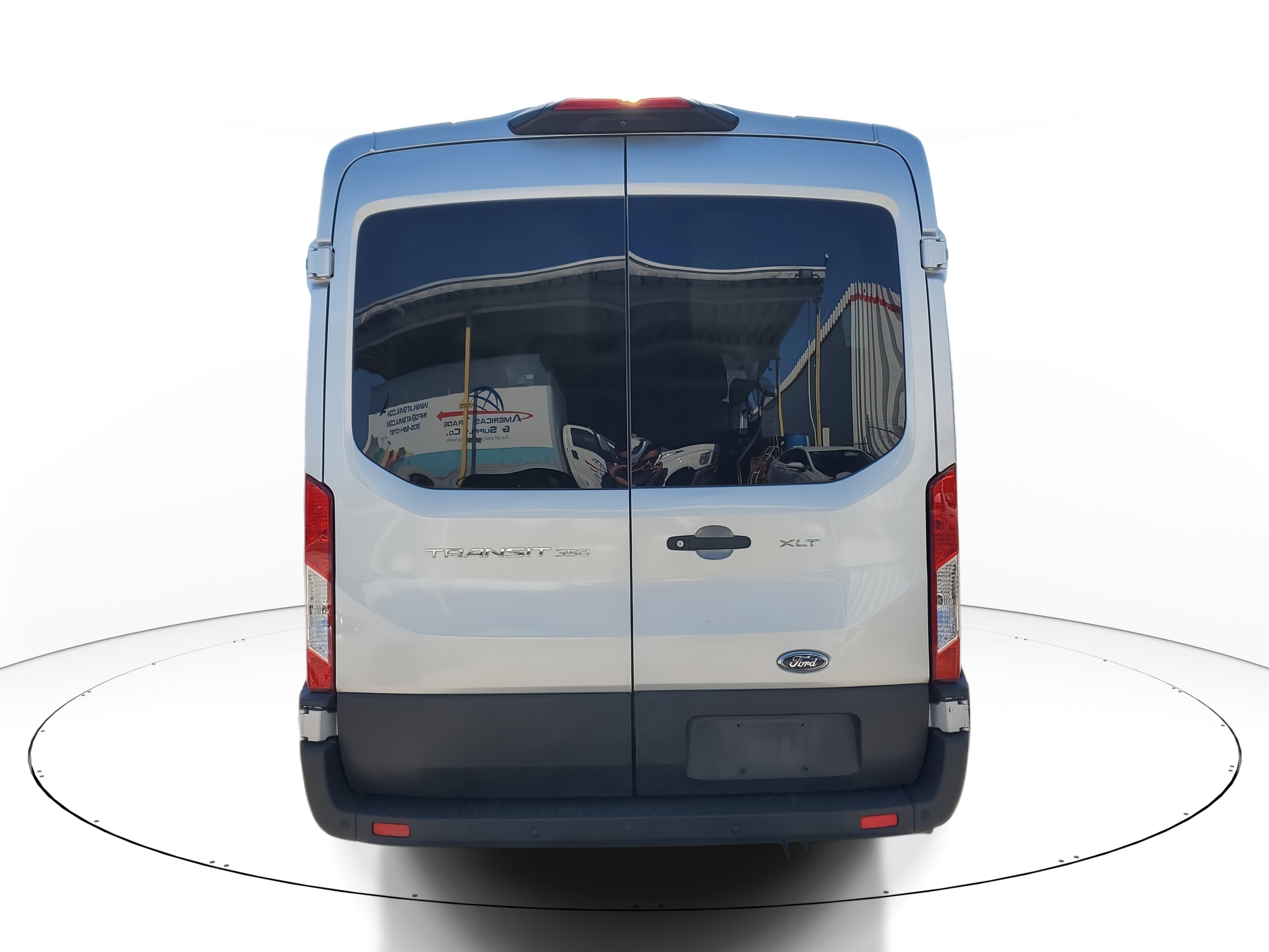 Used 2022 Ford Transit 350 XLT image 5
