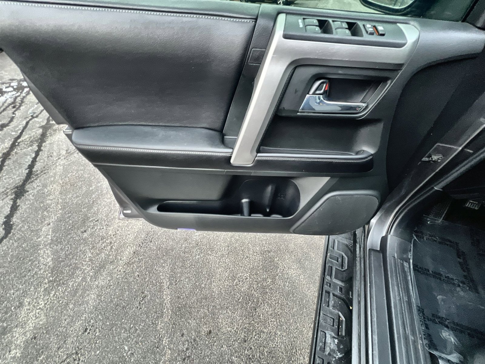 Used 2016 Toyota 4Runner SR5 image 15