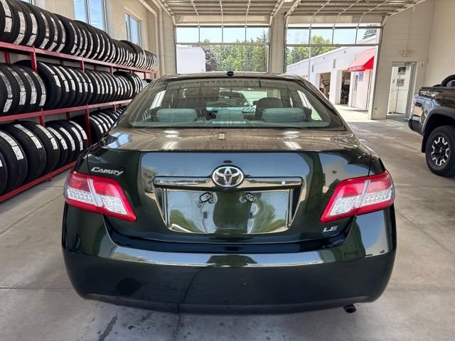 Used 2011 Toyota Camry LE w/ LE Extra-Value Pkg FWD image 4