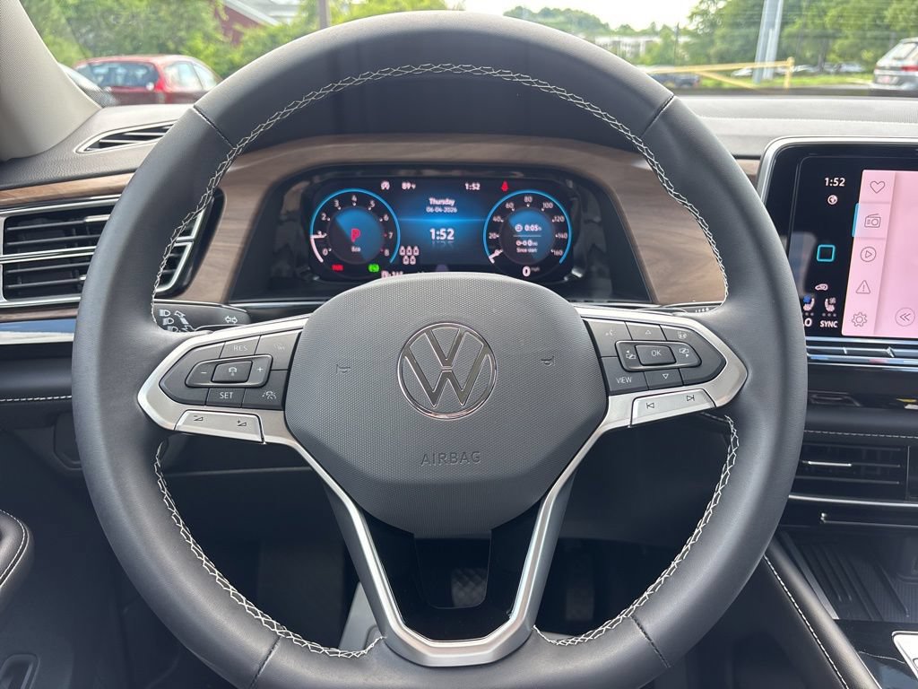 Certified 2026 Volkswagen Atlas SE w/ Panoramic Sunroof Package FWD image 16