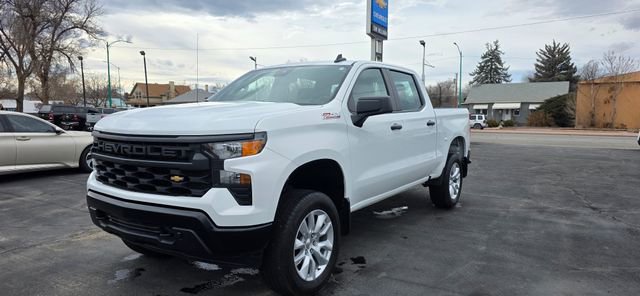 Used 2024 Chevrolet Silverado 1500 W/T w/ Z71 Off-Road Package image 3