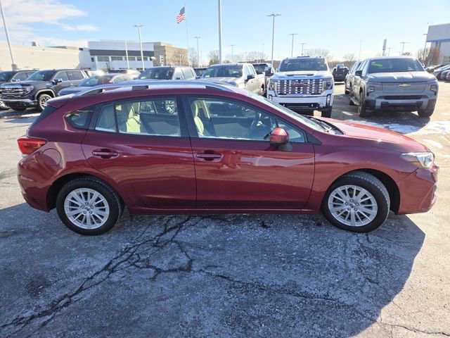 Used 2017 Subaru Impreza 2.0i Premium image 16