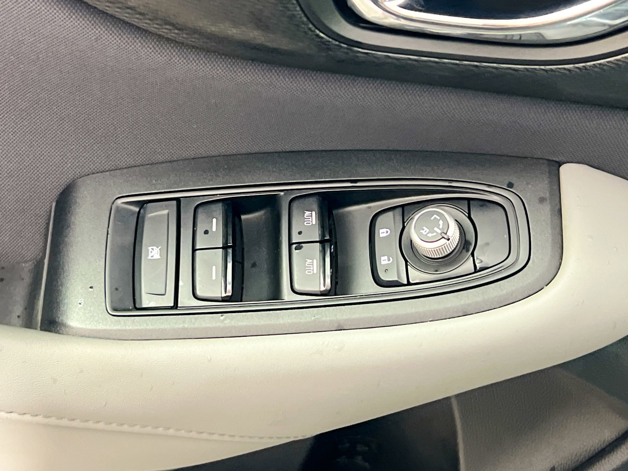 Used 2022 Subaru Outback Premium w/ Popular Package #1 image 16