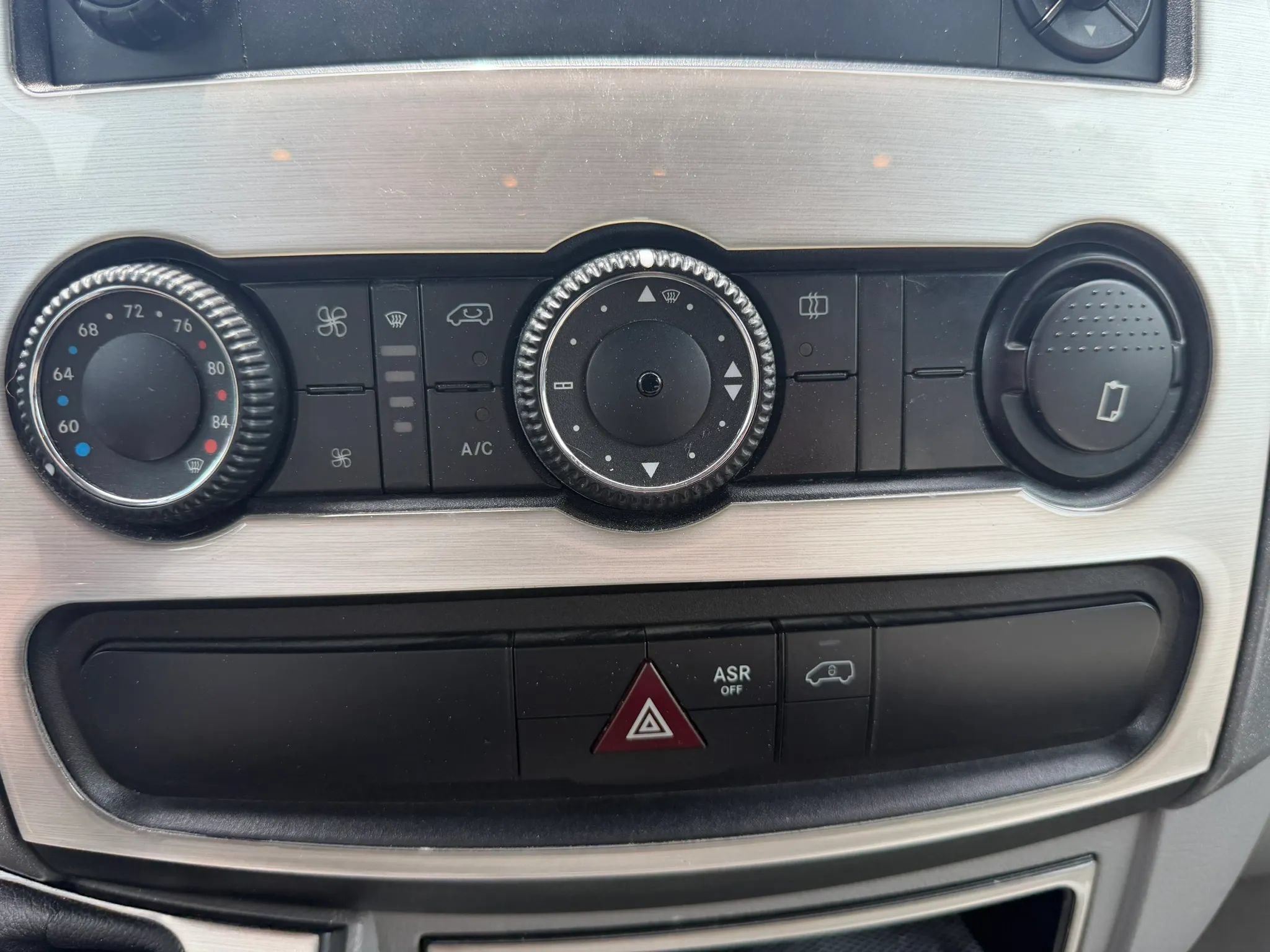 Used 2015 Mercedes-Benz Sprinter 3500 image 66