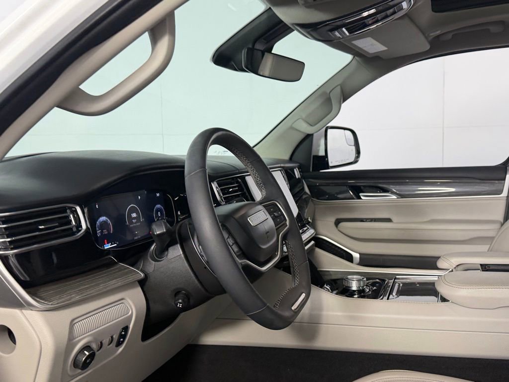 Certified 2022 Jeep Wagoneer Series II w/ Convenience Group I image 29