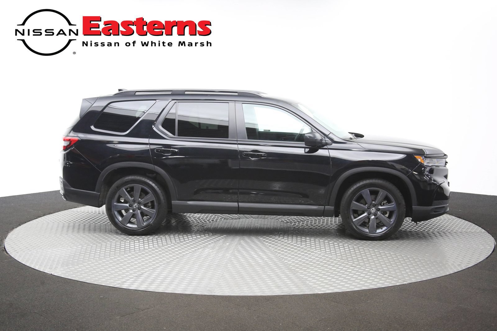 Used 2023 Honda Pilot Sport image 45