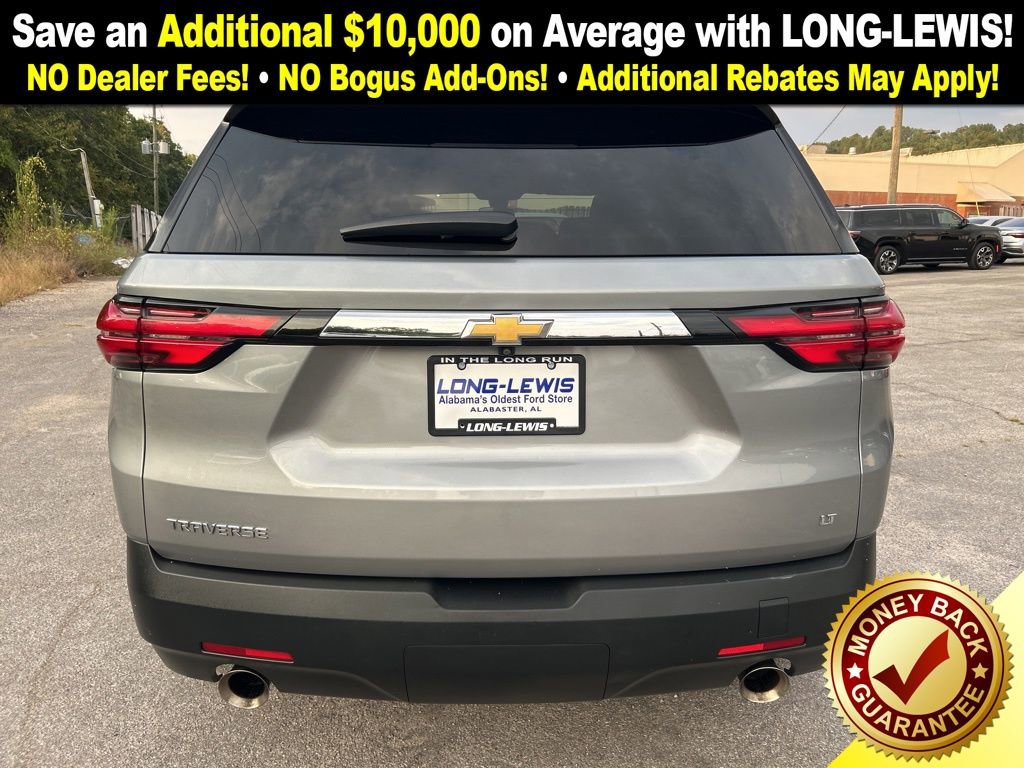 Used 2023 Chevrolet Traverse LT image 7