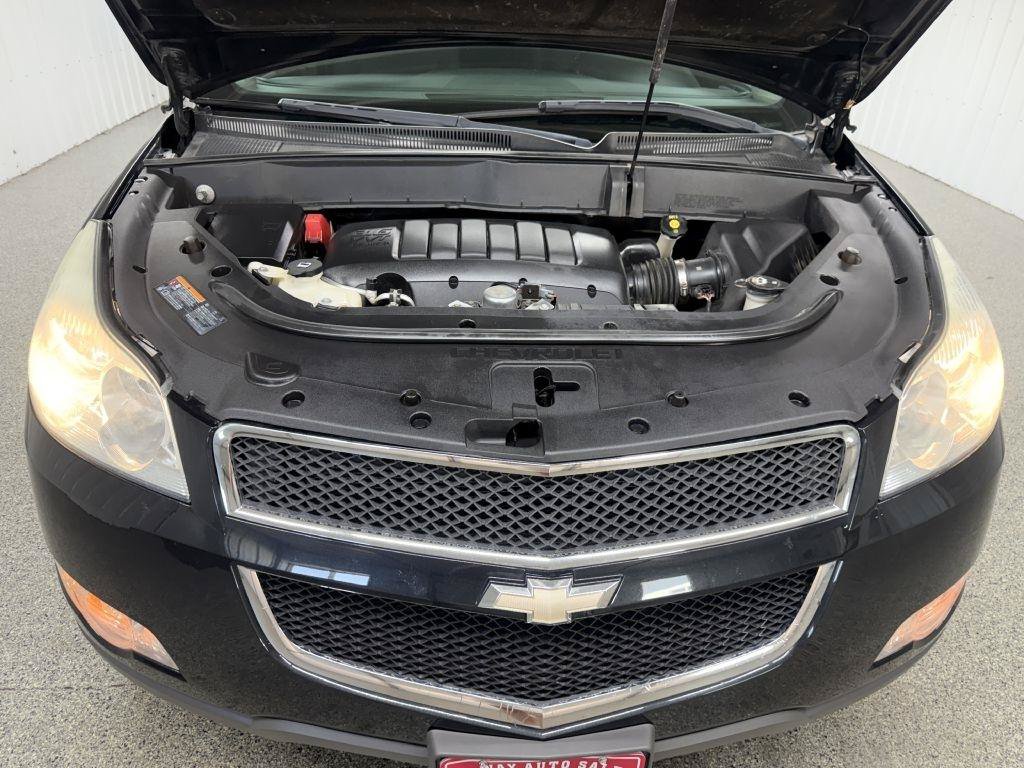 Used 2011 Chevrolet Traverse LT w/ Personal Connectivity Package FWD image 38